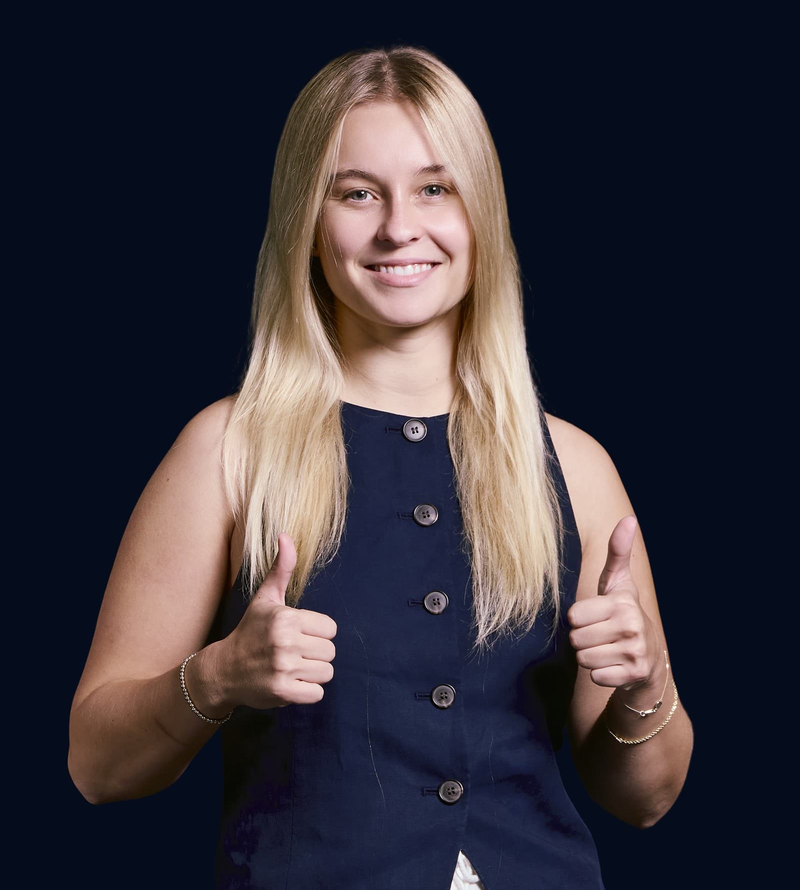 Alexandra Lovelock head shot